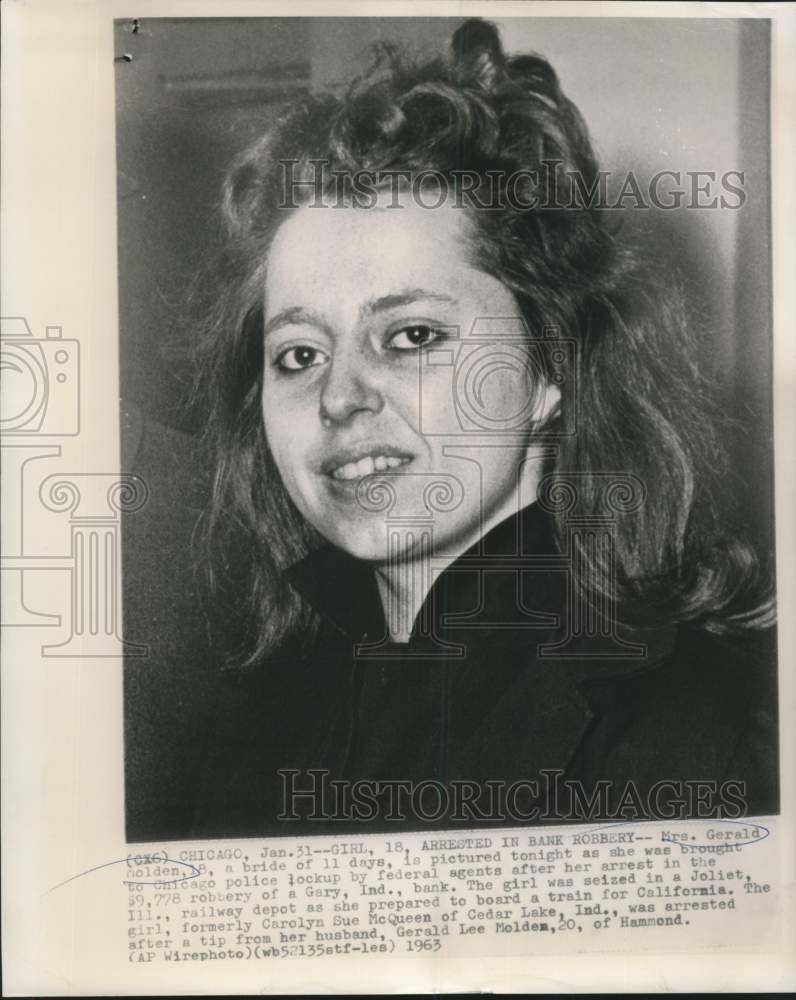 1963 Press Photo Mrs. Gerald Molden in Chichago police lockup on bank robbery-Historic Images