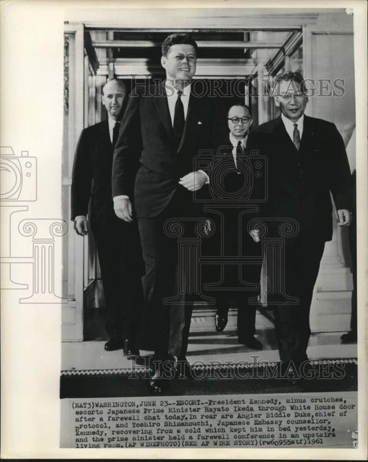 1961 President Kennedy & Japanese Premier Ikeda at White House. - Historic Images