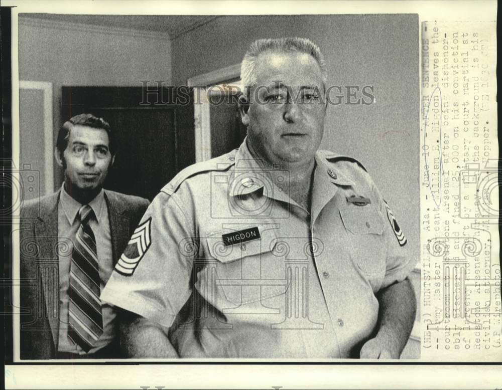 1971 Press Photo MSgt Higdon and attorney Hopper leave court martial courtroom-Historic Images