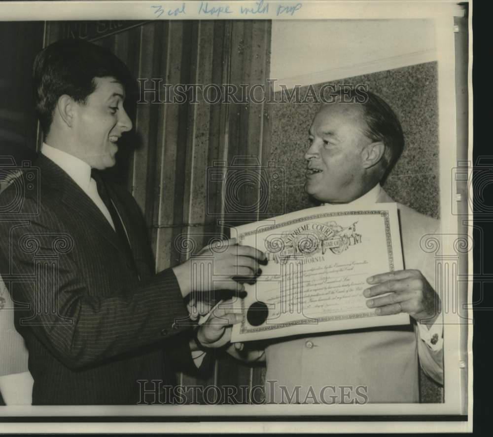 1966 Bob Hope with son Tony at California State Bar Association - Historic Images