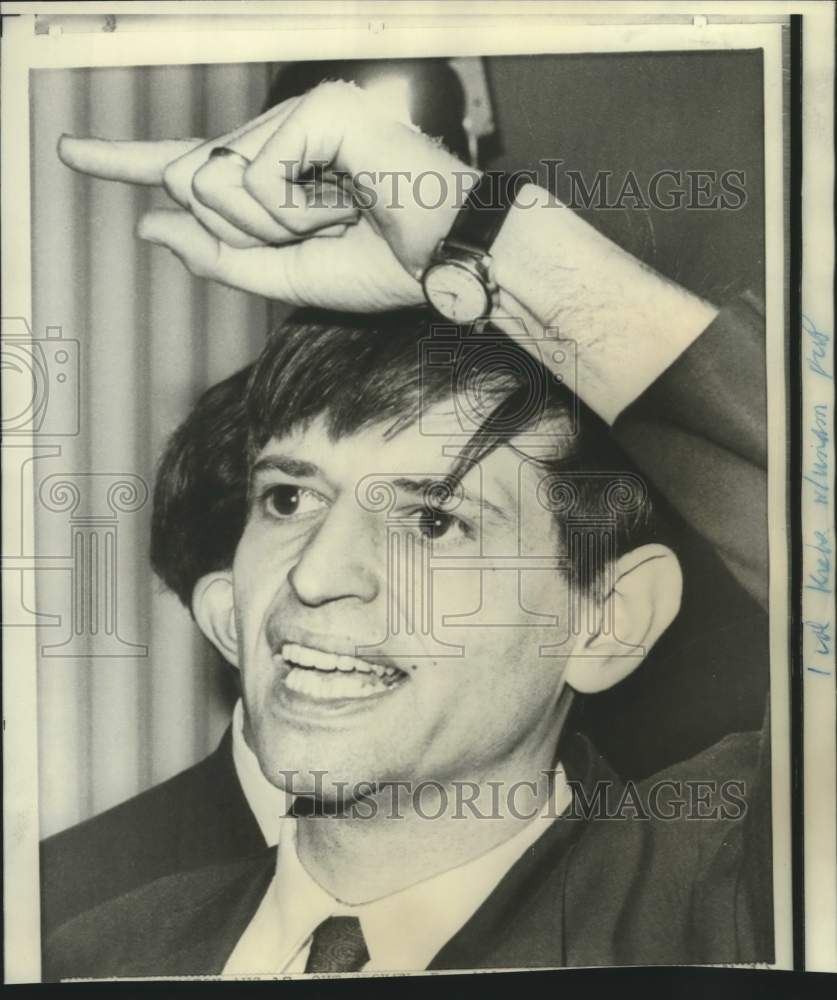 1966 Dr. Allen M. Krebs, client of departing attorneys in court - Historic Images