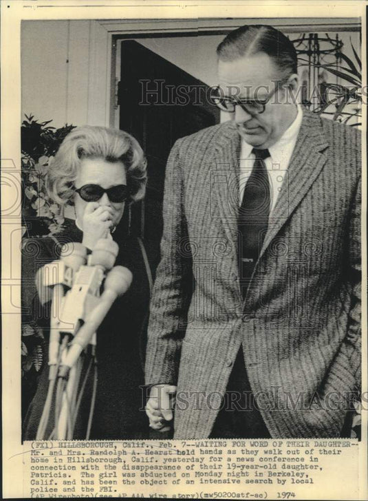 1974 Press Photo Kidnap victim Patty Hearst's parents at news conference.-Historic Images