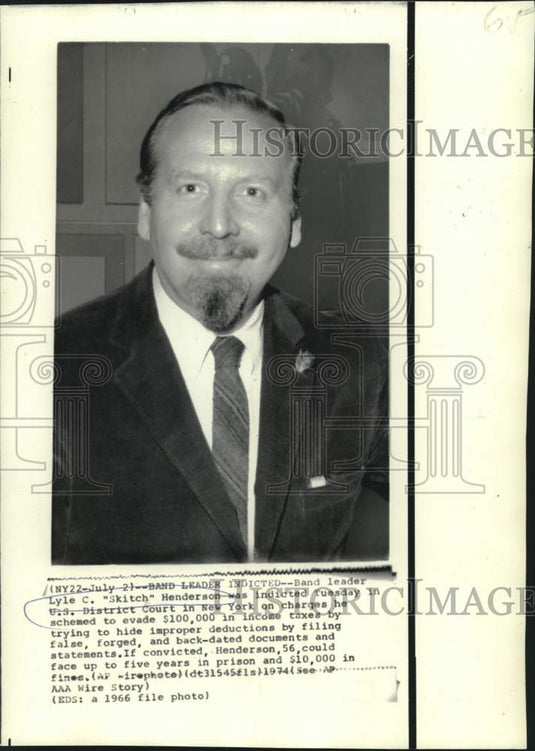 1966 Press Photo Band leader Lyle C. "Skitch" Henderson - Historic Images