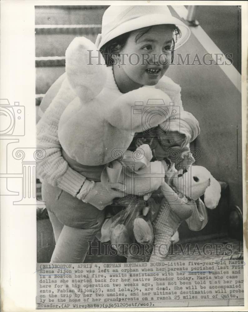 1963 Press Photo Orphan 5 year old Maria Elena Jijon, homeward bound to Ecuador.- Historic Images