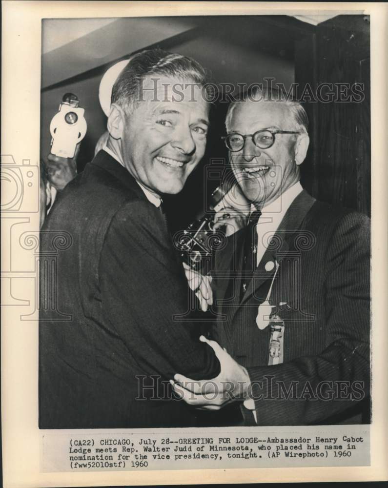 1960 Press Photo Ambassador Lodge and Representative Judd shake hands in Chicago-Historic Images