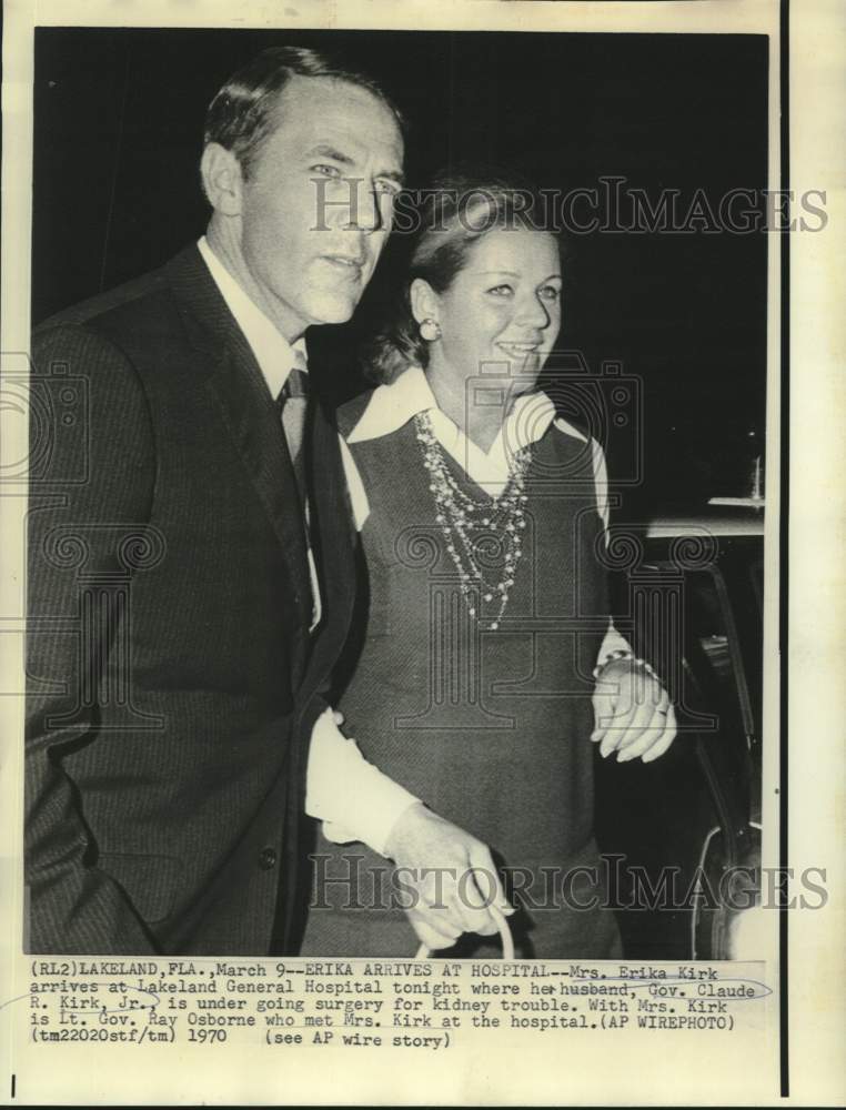 1970 Press Photo Erika Kirk, Ray Osborne arrive at hospital in Lakeland, Florida-Historic Images