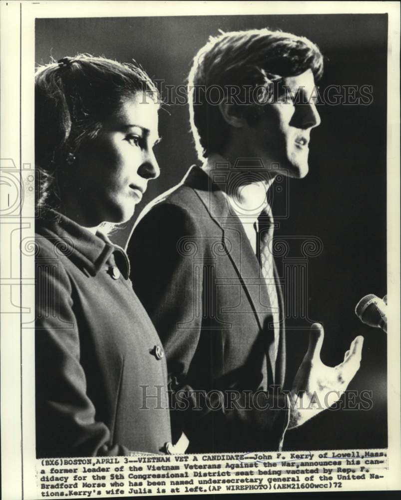 1972 Press Photo John Kerry,with wife Julia, announces candidacy for Congress-Historic Images