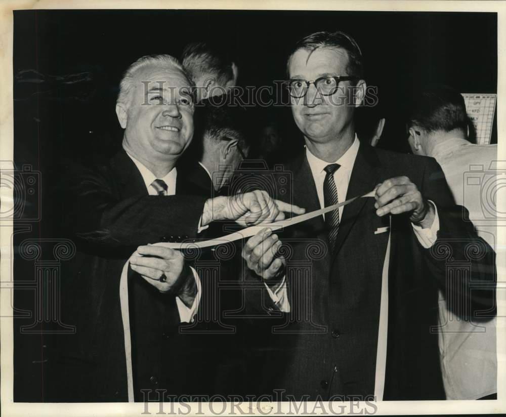 1961 Press Photo American Stock Exchange Edward McCormick and Boring of DXLA-Historic Images