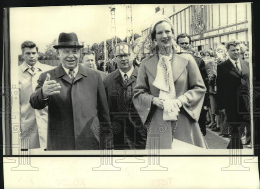 1975 Queen Margrethe with Soviet President Podgorny in Moscow. - Historic Images