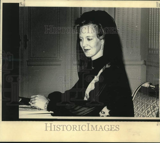 1972 Press Photo Queen Margrethe heads State Council in Copenhagen - now19873-Historic Images