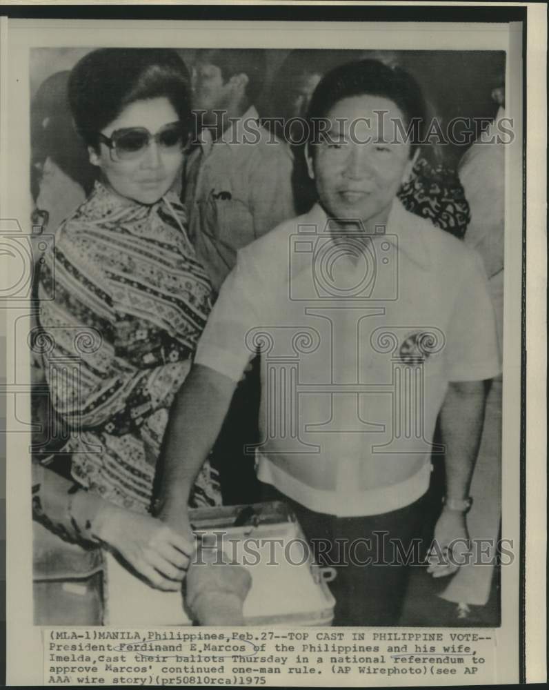 1975 Press Photo Philippine President and Mrs. Marcos cast referendum ballots-Historic Images