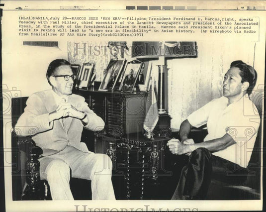 1971 Press Photo Philippines' President Marcos with Paul Miller in Manila-Historic Images