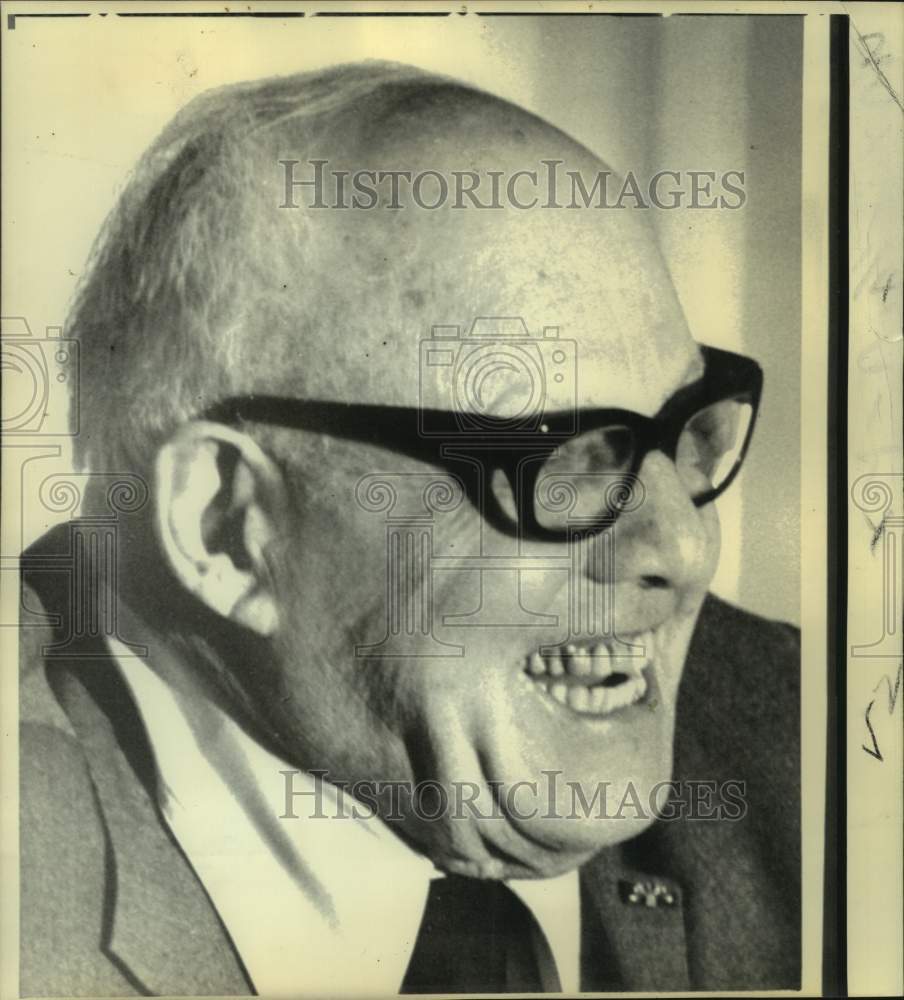 1974 AFL-CIO President George Meany laughs at news conference - Historic Images