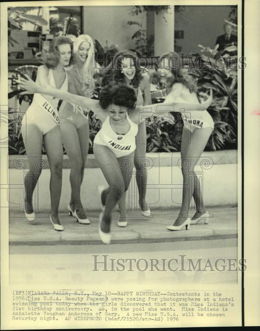1976 Happy Birthday to Miss Indiana at Miss USA pageant - Historic Images
