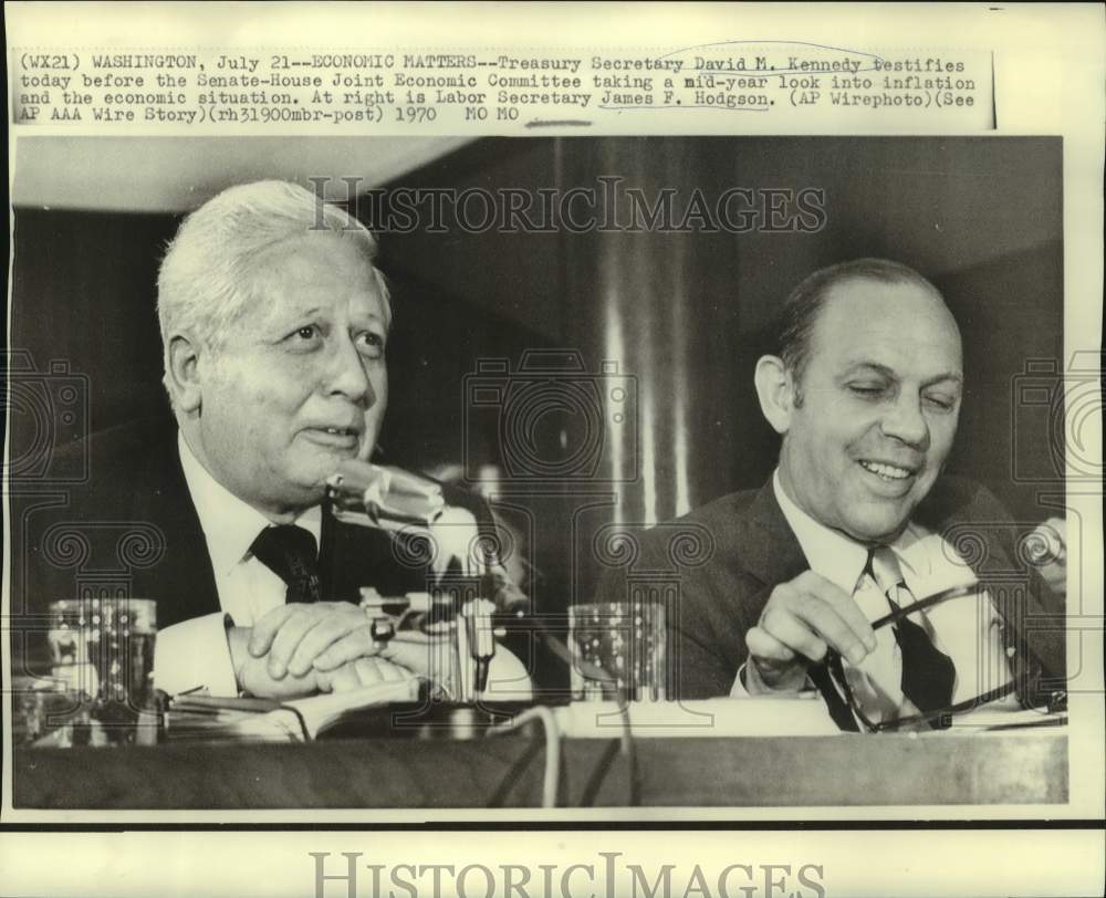 1970 Press Photo Treasury Secretary Kennedy and Hodgson at Joint Economic - Historic Images