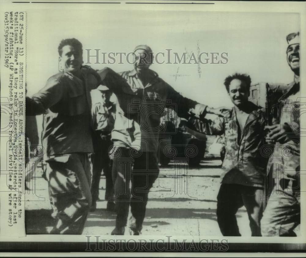 1967 Celebrating Israeli soldiers dance traditional &quot;Hora&quot; in Syria - Historic Images