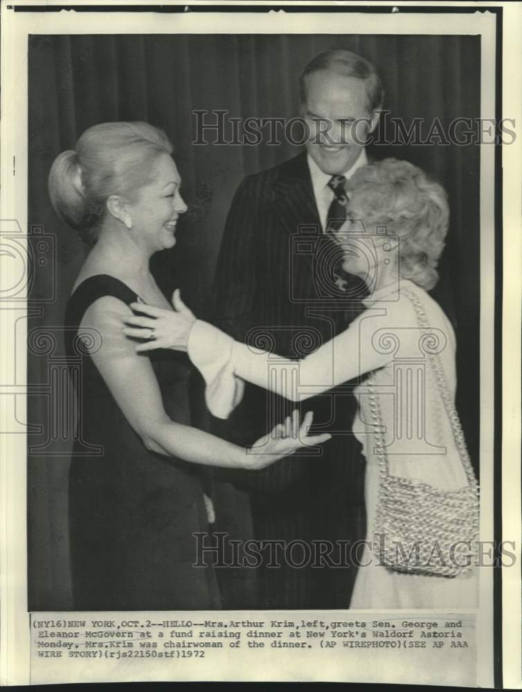 1972 Mrs.Arthur Krim greets Senator and Mrs. McGovern in New York - Historic Images