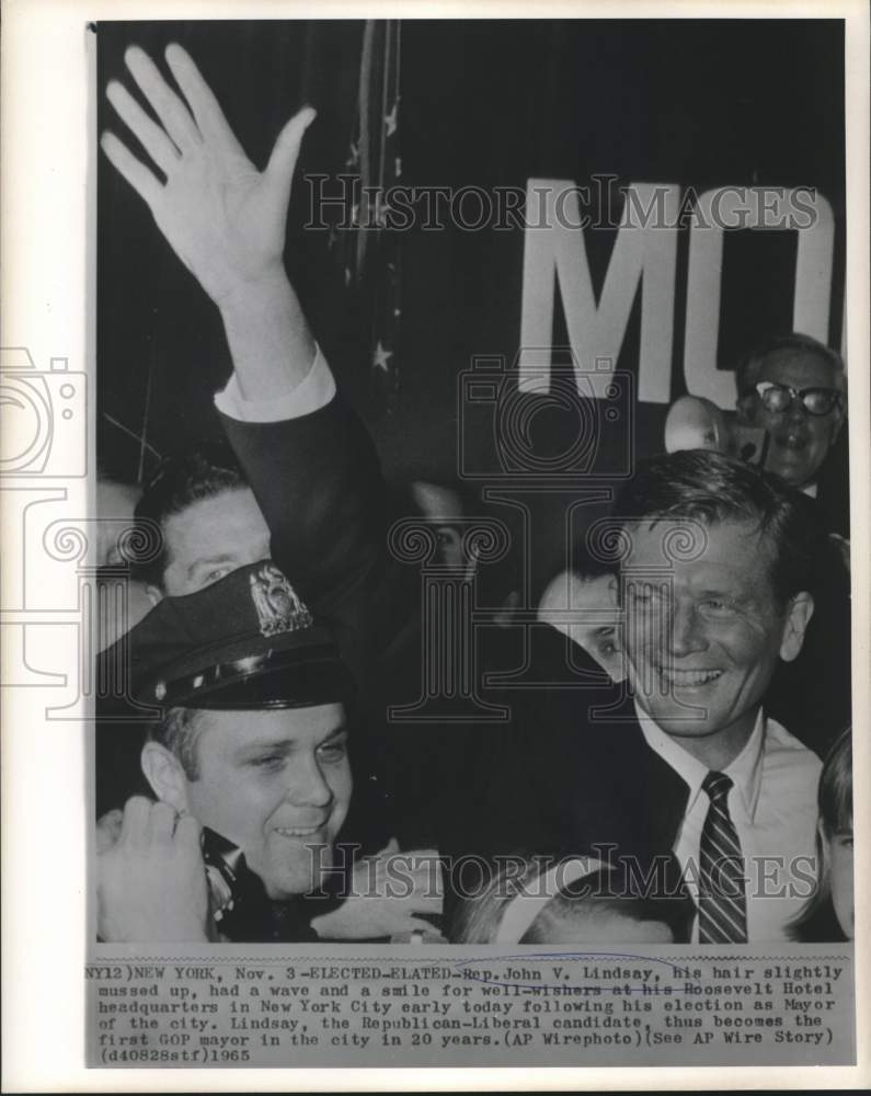 1965 First GOP Mayor of New York John Lindsay waves to supporters - Historic Images