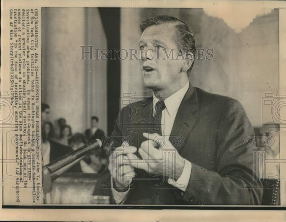 1966 Press Photo Mayor Lindsay testifies at Senate Subcommittee in Washington - Historic Images