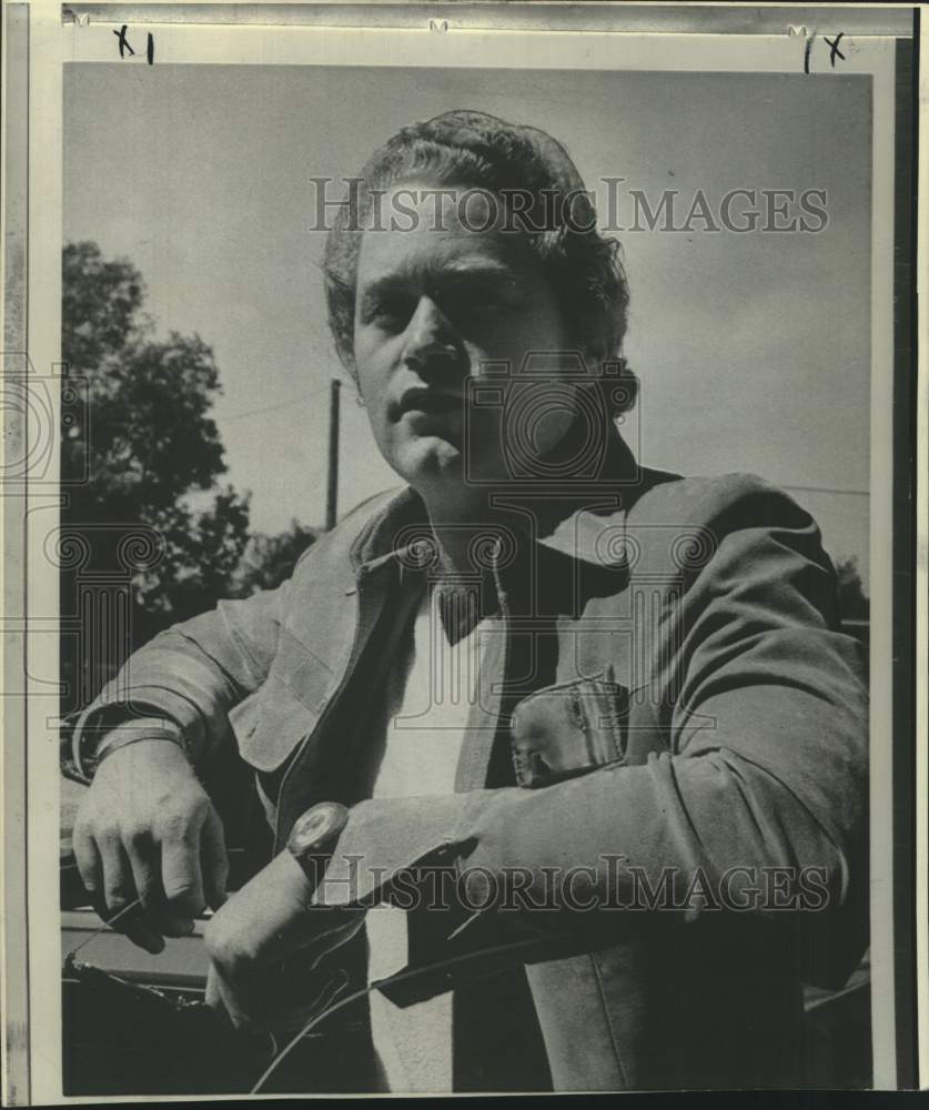 1973 Press Photo Unidentified man - Historic Images