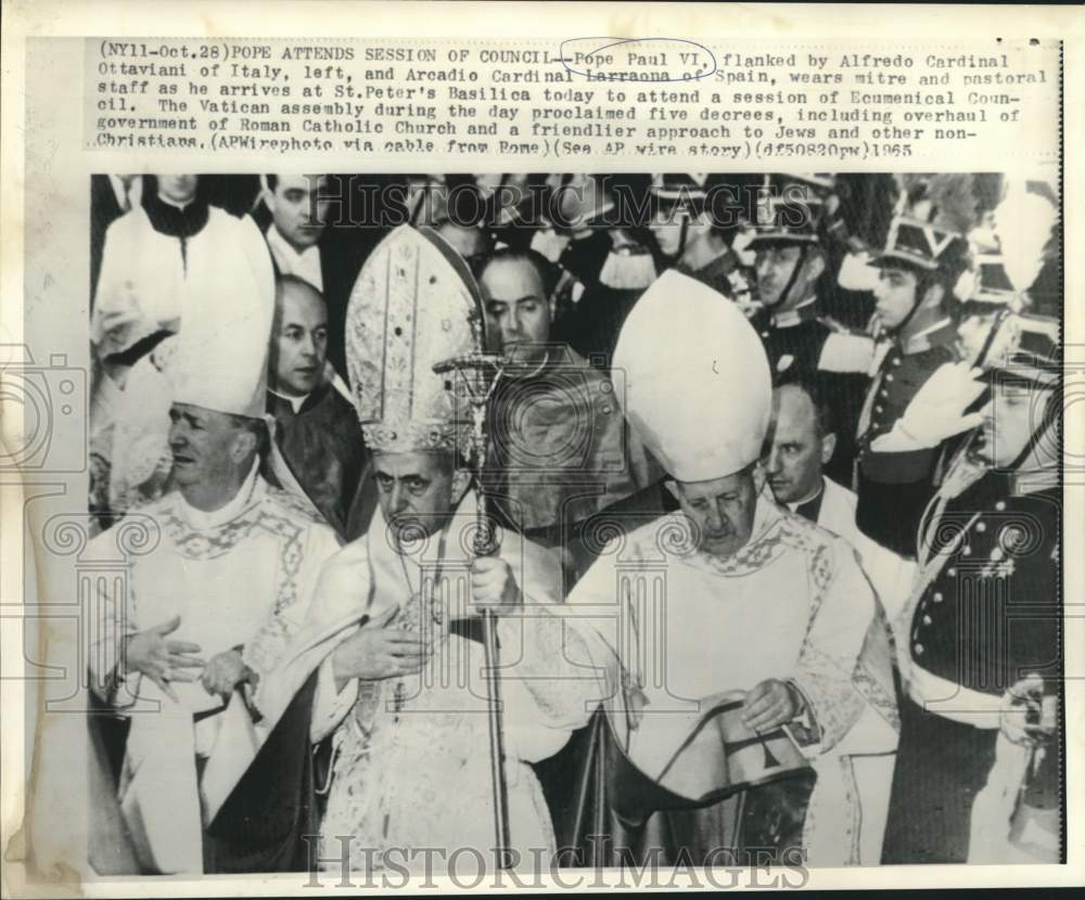 1965 Cardinals Ottaviani and Larraona with Pope Paul VI at Vatican - Historic Images