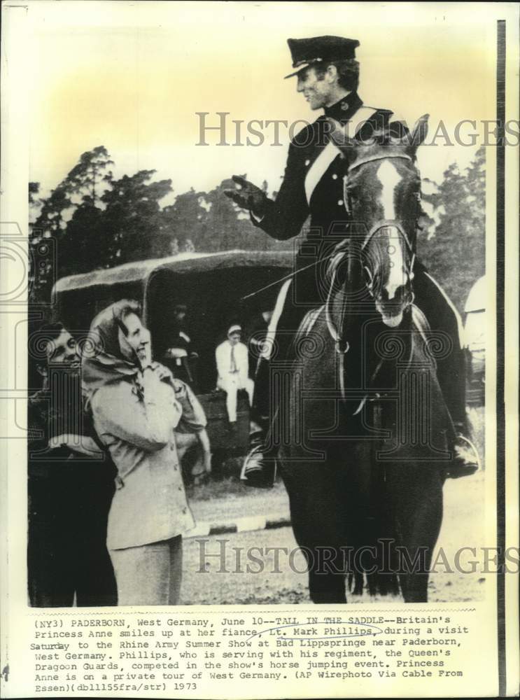 1973 Press Photo Princess Anne smiles at fiance Mark Phillips in Paderborn-Historic Images