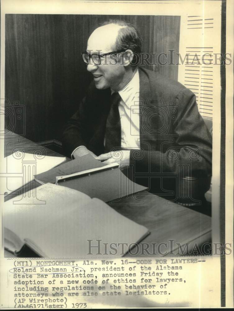 1973 Roland Nachman announces new ethics code for attorneys - Historic Images