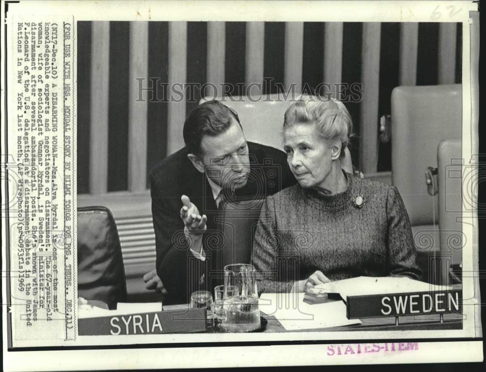 1969 Press Photo Swedish Disarmament Expert Alva Myrdal at United Nations Debate-Historic Images