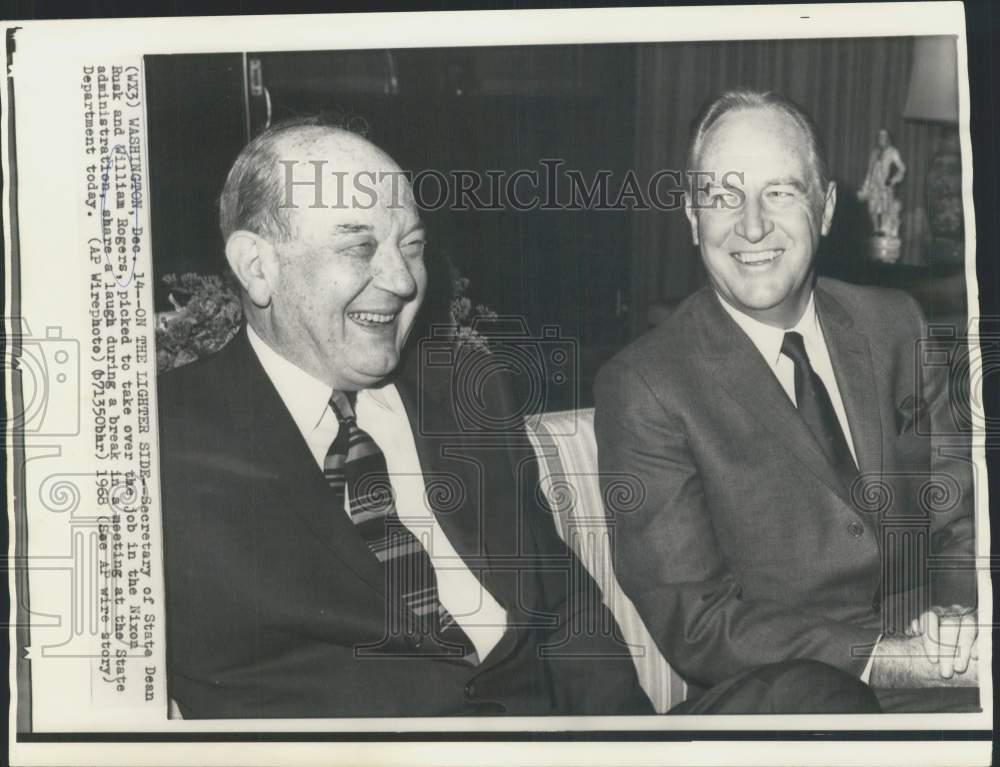 1968 Press Photo Sec. of State Dean Rusk, William Rogers enjoy a break ...