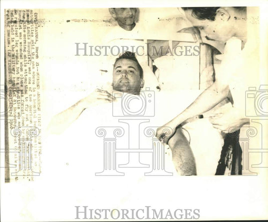 1960 Press Photo Wounded American Pilot of Plane Forced Down in Cuba - now39881-Historic Images