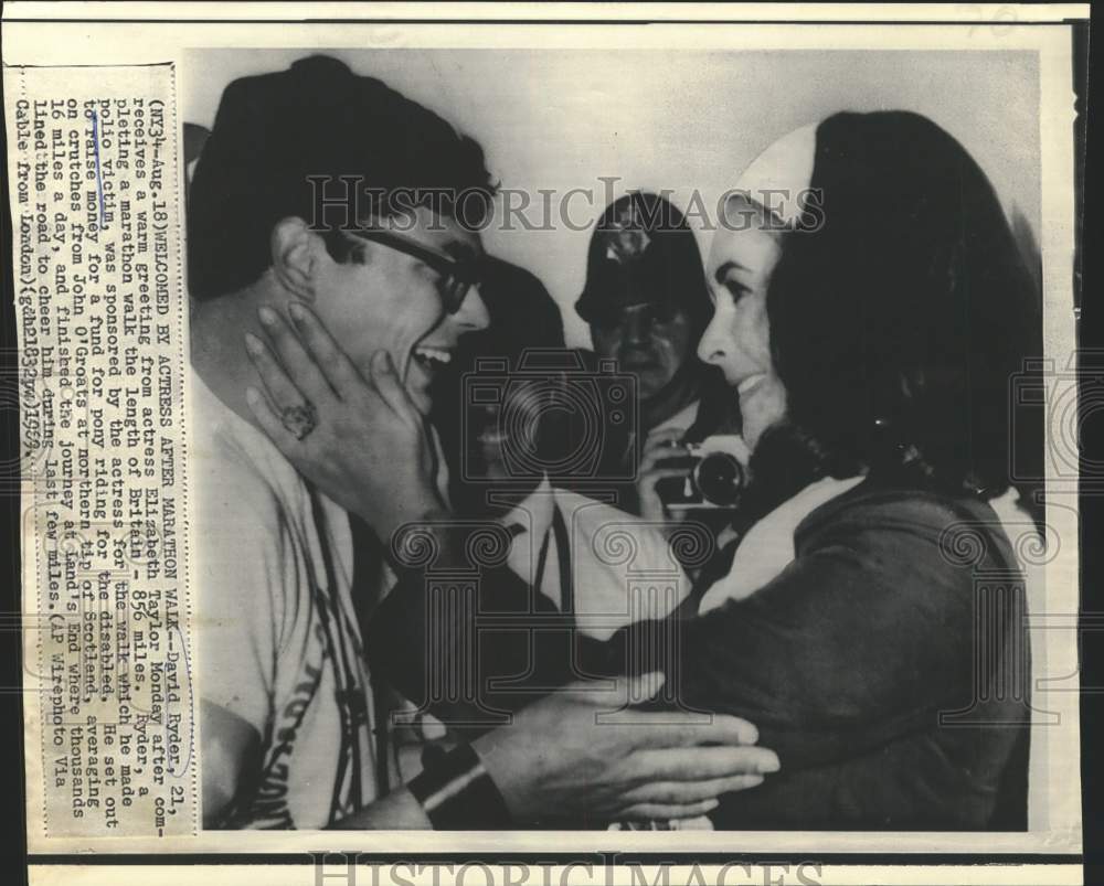 1969 Press Photo Polio Victim/Walker David Ryder & Actress Elizabeth Taylor-Historic Images