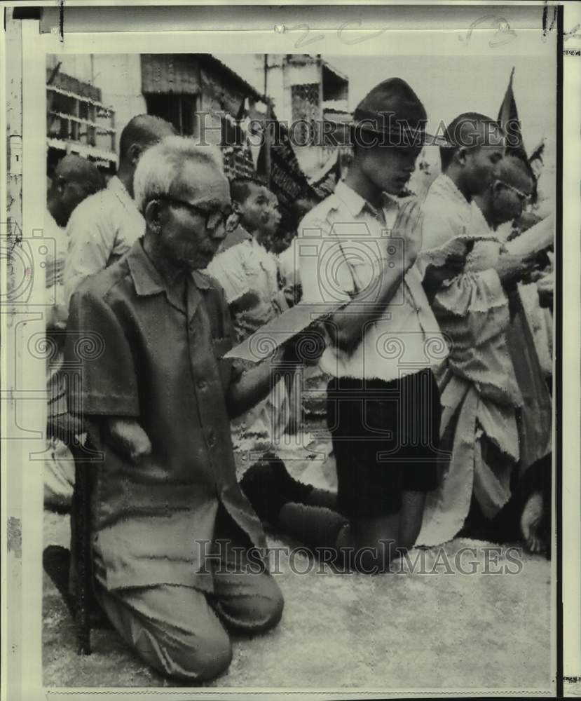 1970 Press Photo Service Celebrating Buddha's Birthday in South Vietnam-Historic Images