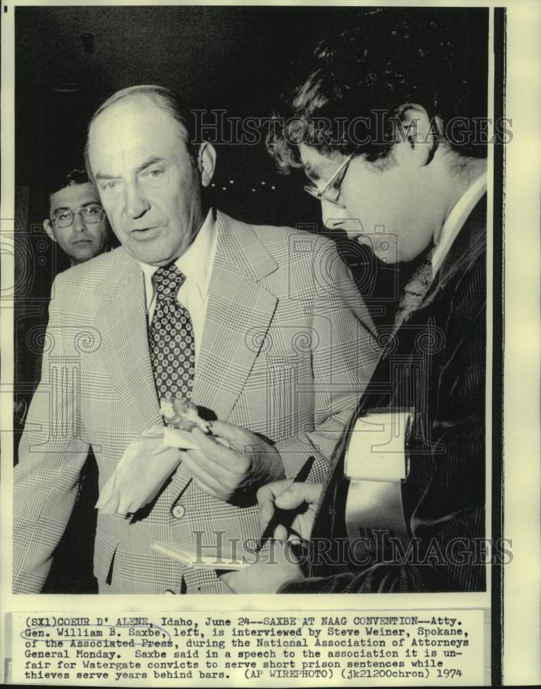 1974 Press Photo Attorney General William Saxbe at Attorneys General Convention-Historic Images