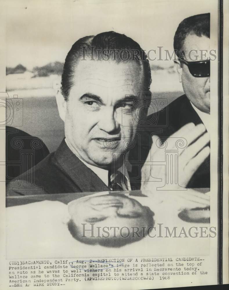 1968 Press Photo Presidential candidate George Wallace waves to California crowd - Historic Images