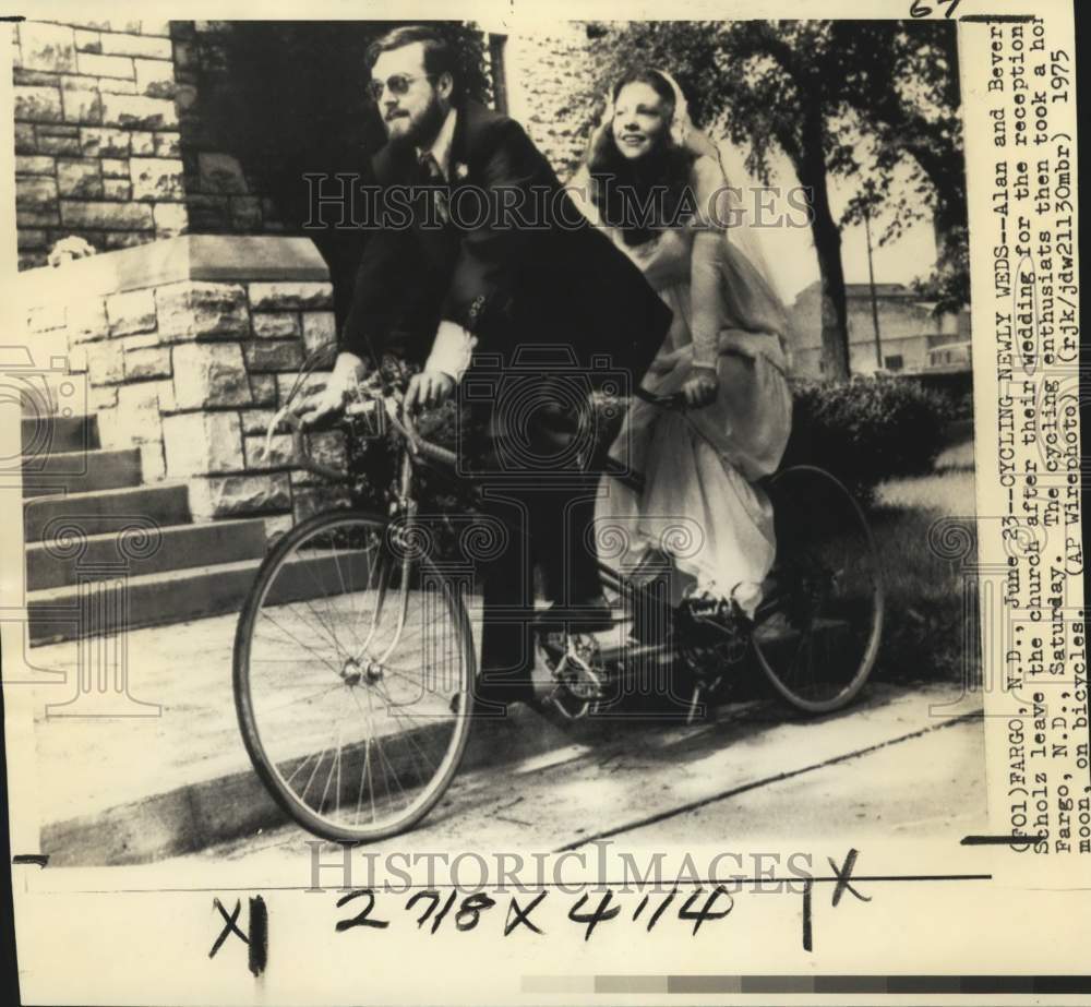 1975 Wedding -- Alan &amp; Beverly Scholz ride their bike after wedding - Historic Images