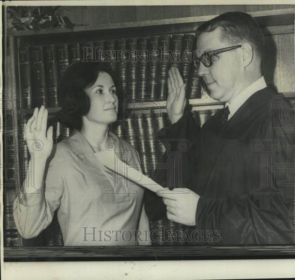 1967 District Judge Jack Watson swears in his wife Sue-Historic Images