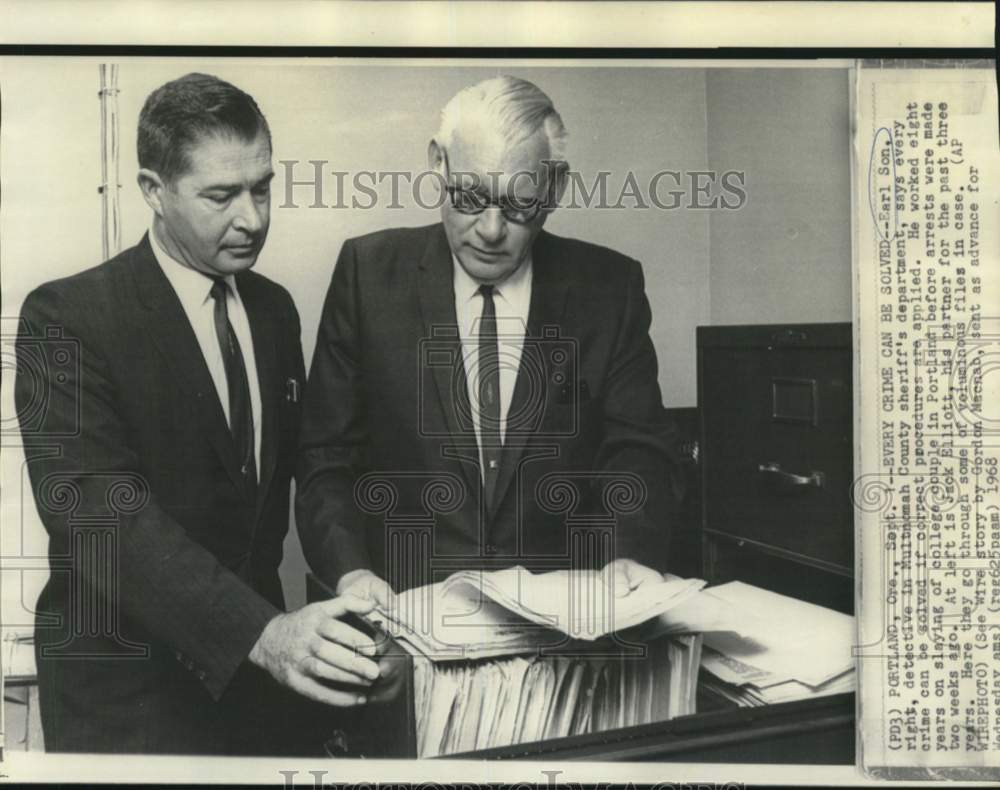 1968 Portland, Oregon's Detective Earl Son and partner Jack Elliott. - Historic Images