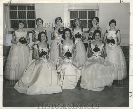 1960 Press Photo Maids of Honor in the Court of the Queen of Quins Ball- Historic Images