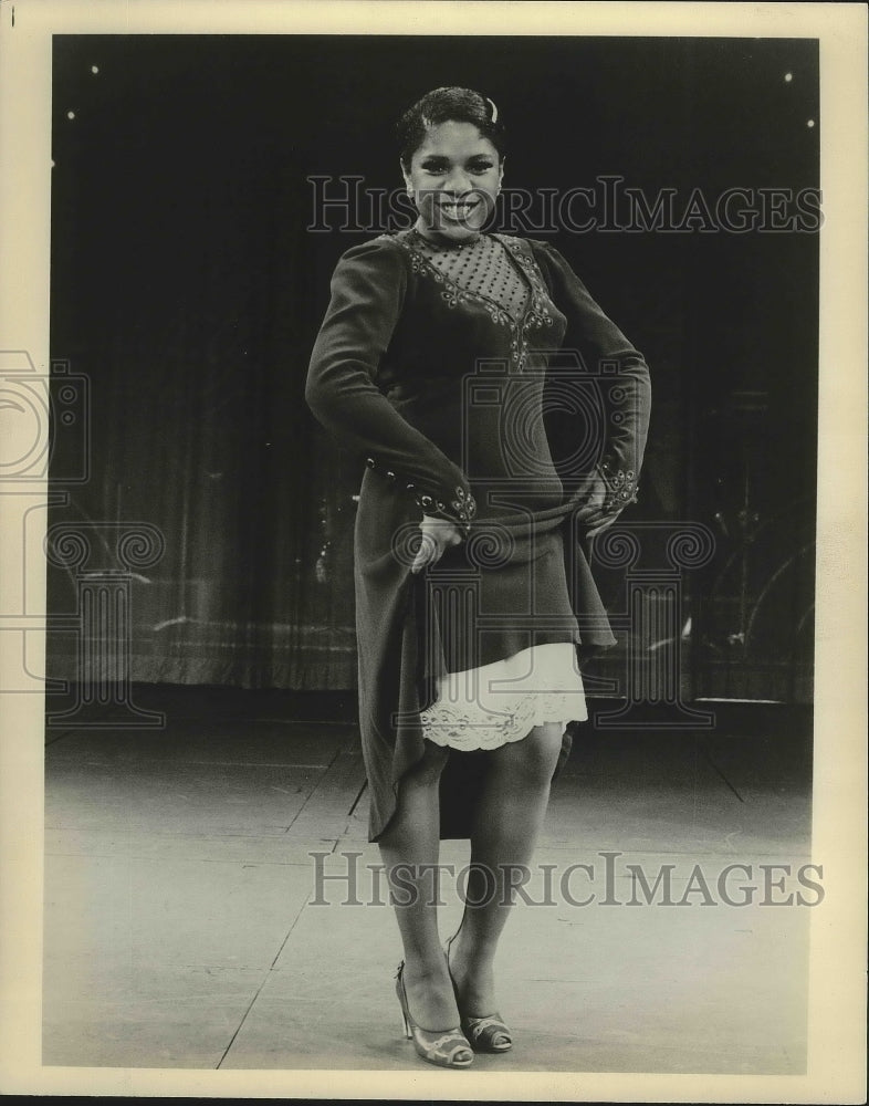 1981 Press Photo Young woman in "Ain't Misbehavin'" - nox01703-Historic Images