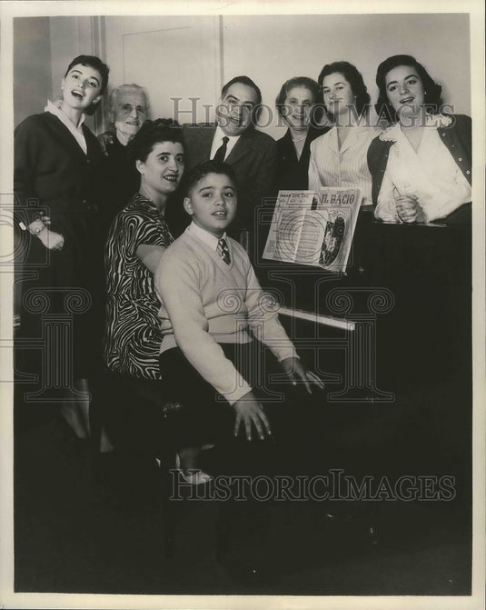 1956 Press Photo Anna Maria Alberghetti and her family In -The Song Caruso Sang - Historic Images