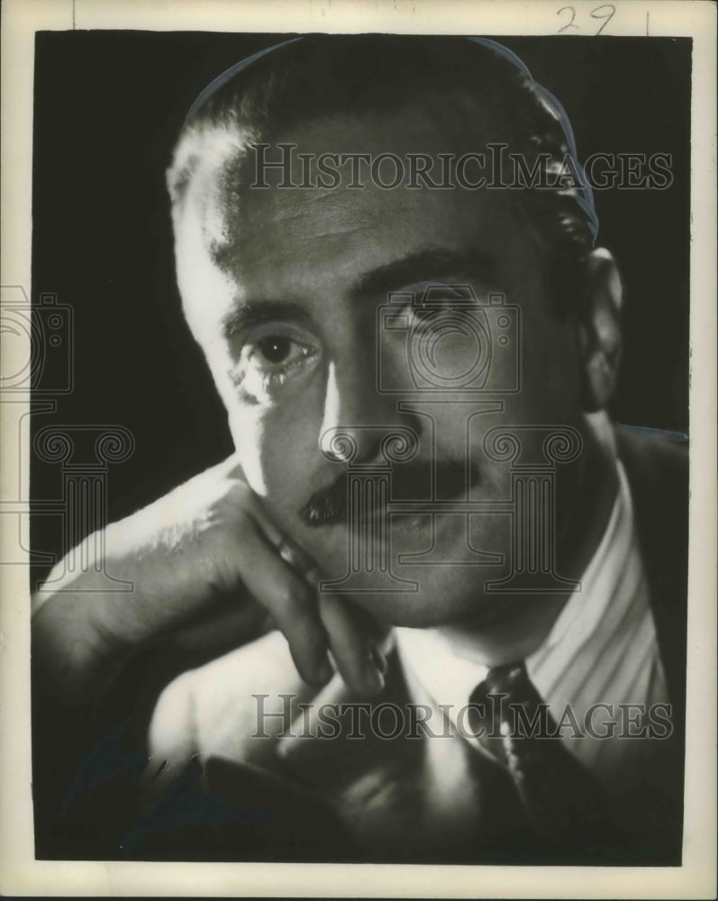 1952 Press Photo Claudio Arrau, Chilean pianist. - Historic Images