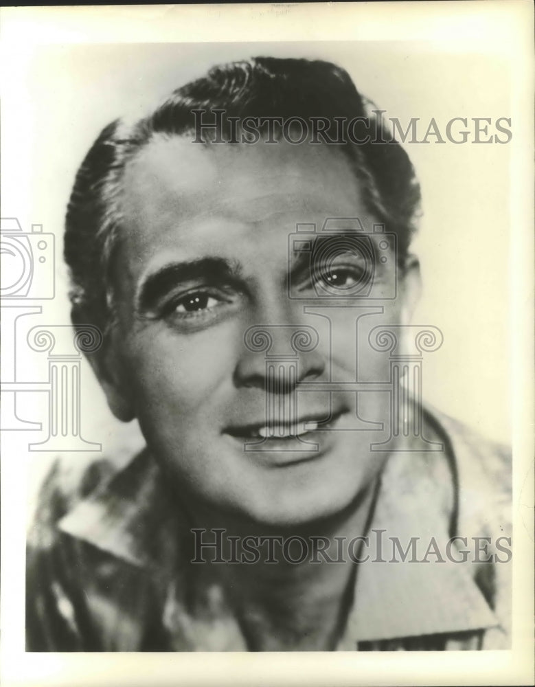 1956 Press Photo Actor Robert Alda, father of Alan Alda. - nox03829- Historic Images