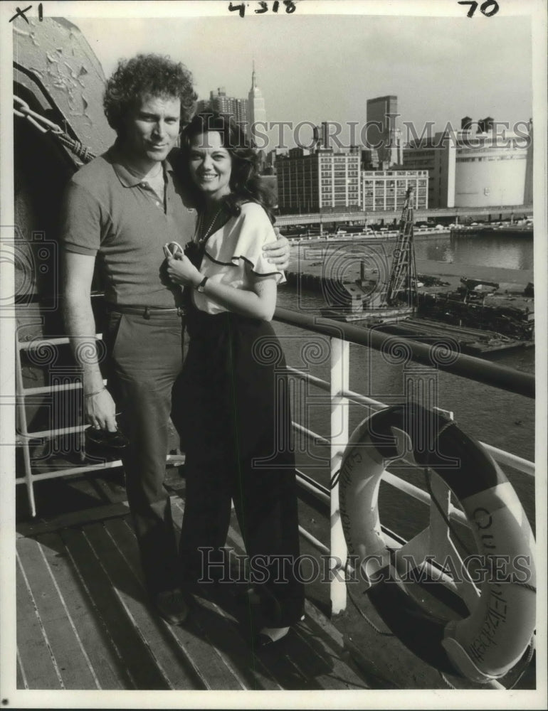 1981 Press Photo Rod Arrants and Sherry Mathis on Search for Tomorrow, on CBS.- Historic Images