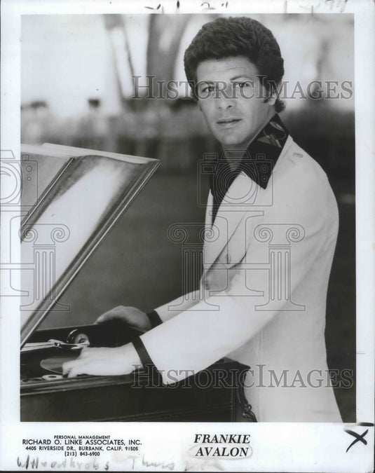 1976 Press Photo Frankie Avalon, singer, entertainer and actor. - Historic Images