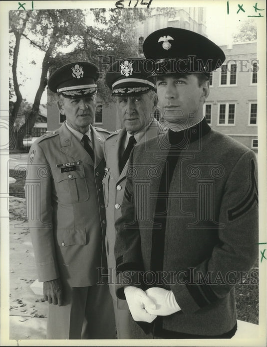 1986 Press Photo Hal Holbrook, Lloyd Bridges & Alec Baldwin in Dress Gray - Historic Images