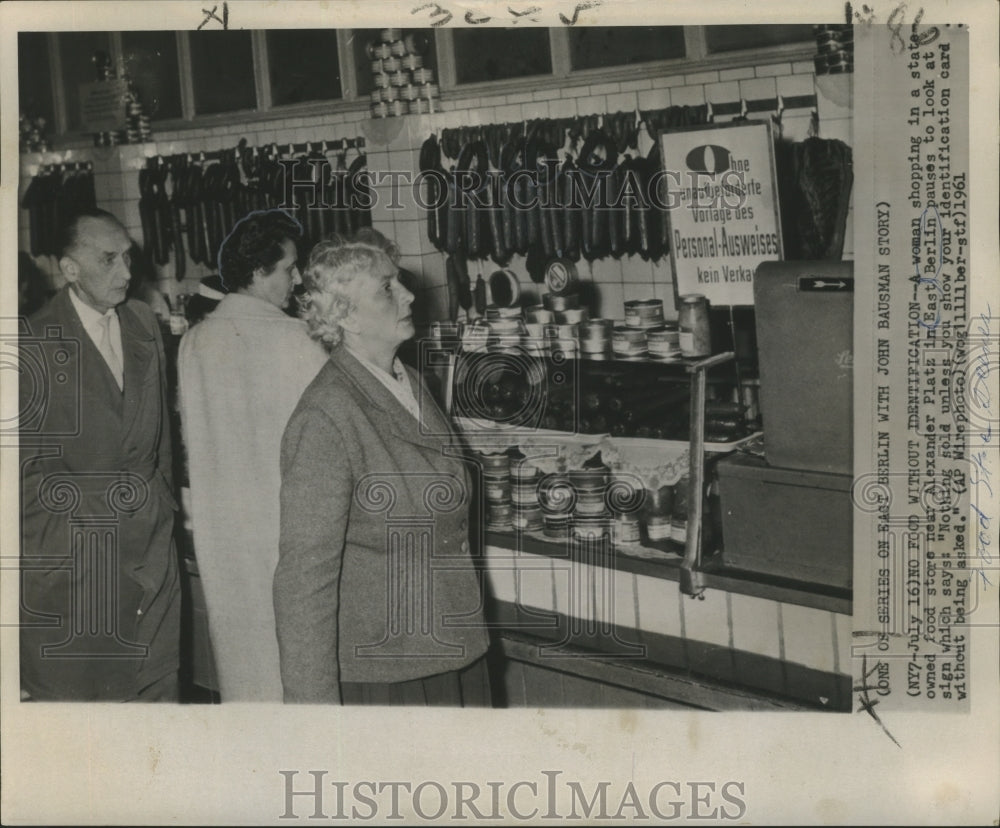 1961 Press Photo State owned food store near Alexander Platz in East Berlin - Historic Images