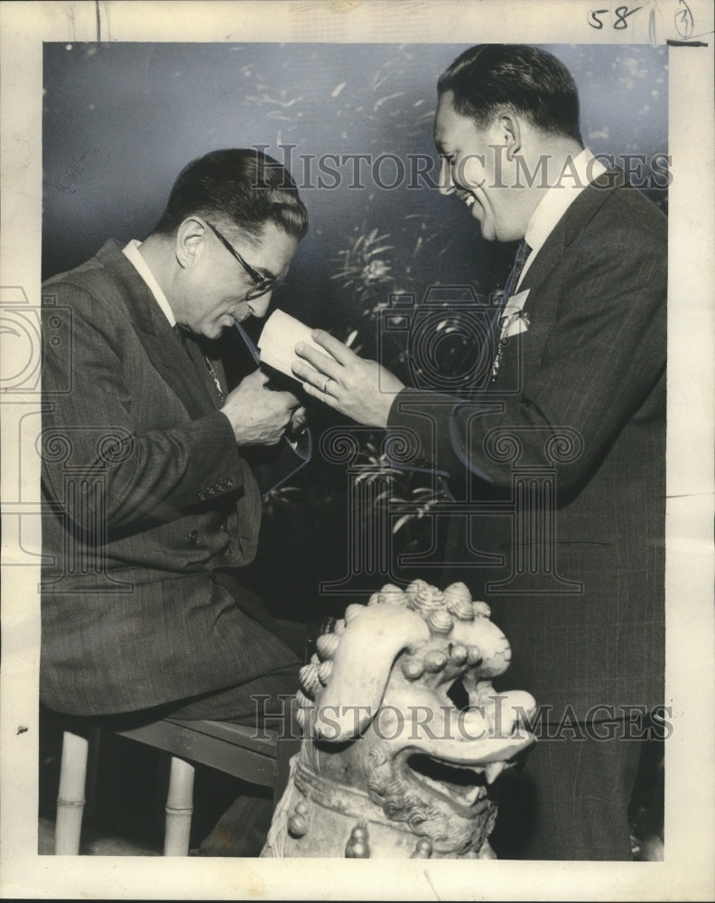 1955 Press Photo Paulo Bittencourt,president of IAPA; Hernando Santos, El Tiempo - Historic Images