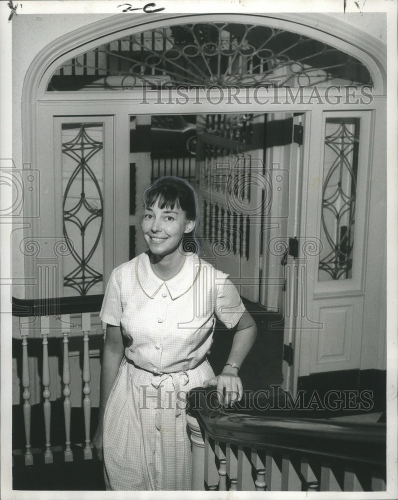1970 Press Photo Mrs. Lucianne Bakshis, Principal of McDonogh 15 - Historic Images