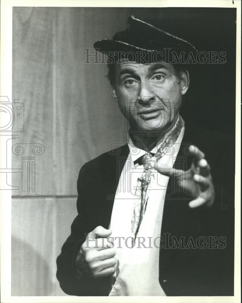 1983 Press Photo Sid Caesar, Professor Helmut Von Deficit on Saturday Night Live-Historic Images