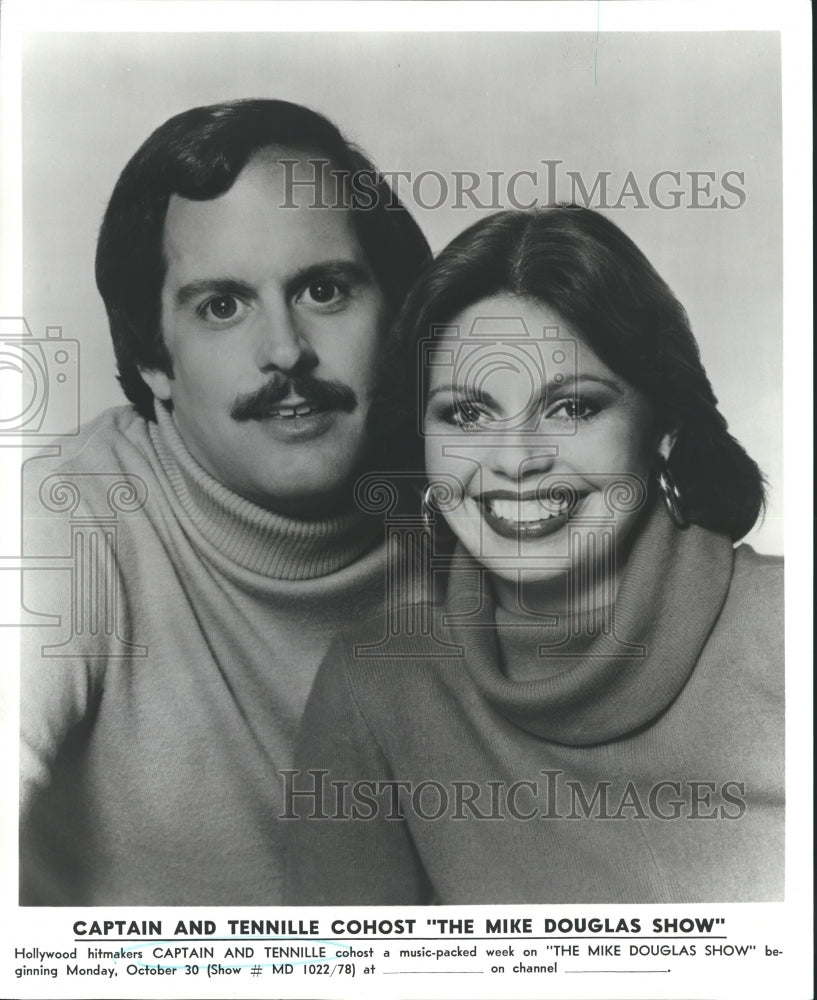 1978 Press Photo Singers Captain and Tennile Co-Host The Mike Douglas Show - Historic Images